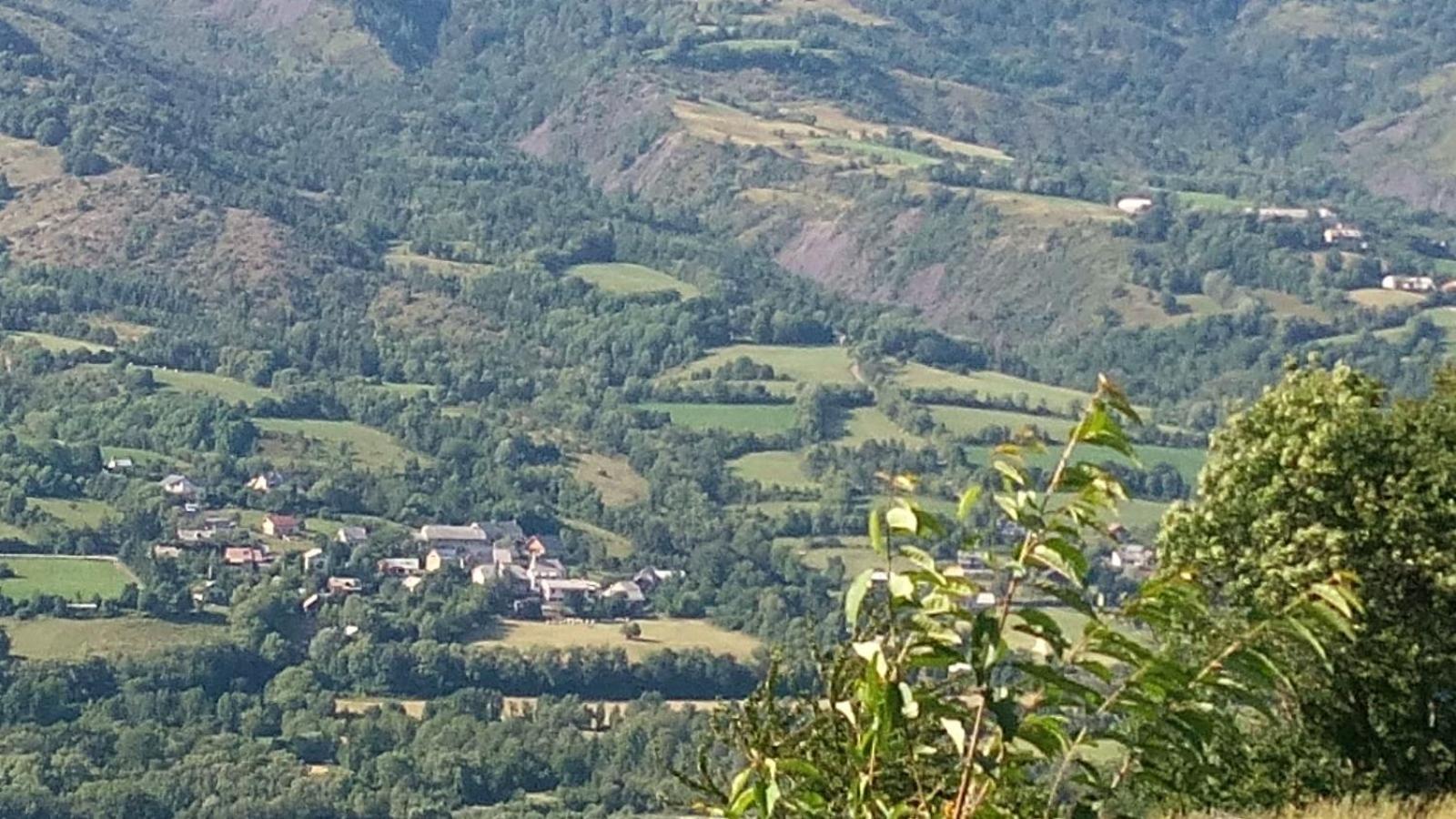 Les Gites De L'E.D.E. Saint-Leger-les-Melezes Exterior foto